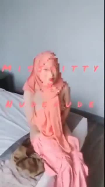 miss kitty hijab pink