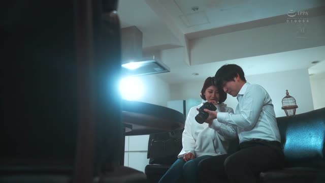 [ Jav Sub Indo ] Model Telanjang NTR Video Mengejutkan Istri Selingkuh dengan Bosnya dan Tenggelam dalam Rasa Malu Yuri Oshikawa JUQ-886