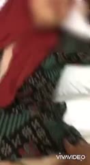 Bokep bantu puasin nafsu ibu dosen jilbab - DoodStream - DoodStream