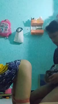 ABG hijab kena kena genjot saat rumah sepi - PoopHD.mp4