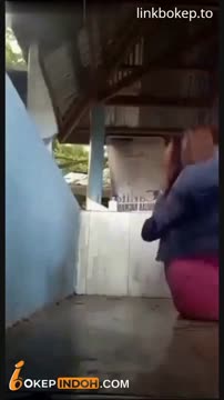 Lagii ViraLL B0c4H Ngewe di Pos Ronda