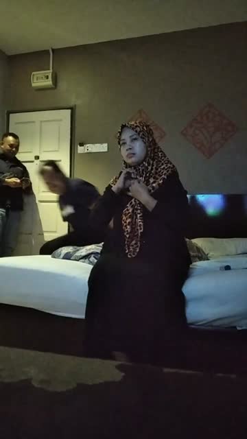viral guru hijab open bo part 1 - PoopHD - PoopHD