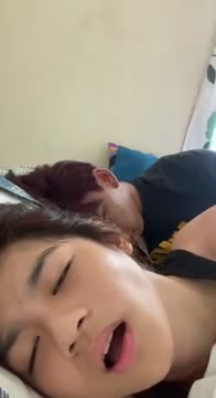 20 adek kakak ngewe di kamar ortu