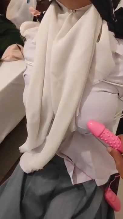 Bokep ABG SMA Pulang Sekolah Kena Culik Om  Diikat BDSM  PoopHD Original.mp4