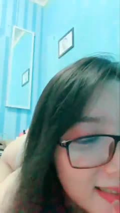 Host Cantik Tante Julia Lea Live Show (19) - Telegram @galeryhd