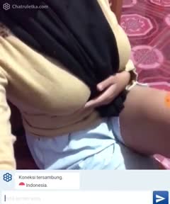 Hijab ome bisa ngemut tt sendiri