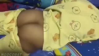 Bokep parah ini adek sendiri lagi tidur dientot - Linkbacol