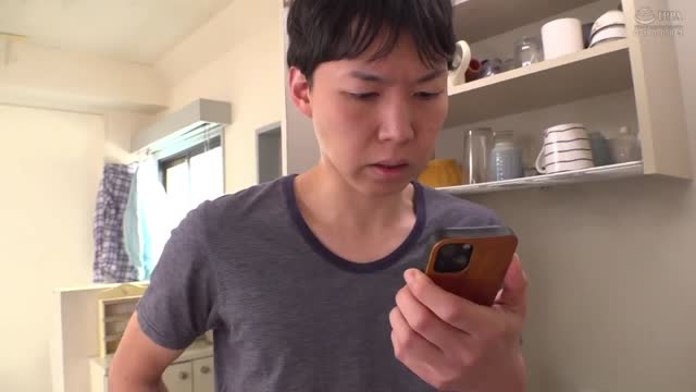 [ Jav Sub Indo ] Threesome Dua Adik Perempuan Tanpa Perlindungan yang Pindah ke Tokyo dan Tinggal Bersama di Apartemen Satu Kamar Kecil di Kota dengan Payudara Besar DVMM-140