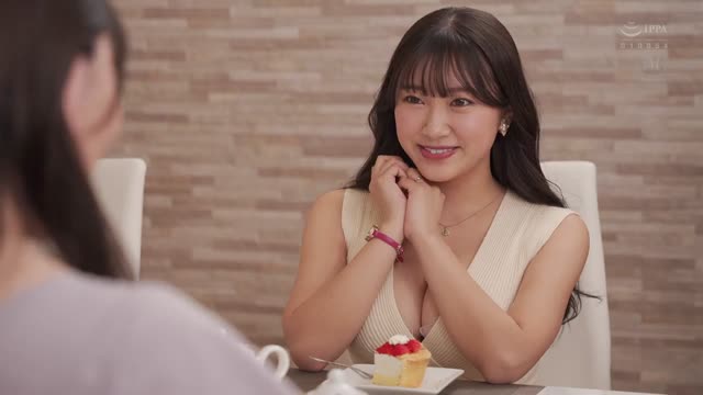 [ Jav Sub Indo ] Seorang teman ibu mengundang saya untuk menggunakan aplikasi pencocokan, dan bersama-sama kami dengan manis menjinakkan pria muda yang saya sukai. Kana Kusakabe Hana Himesaki JUQ-855