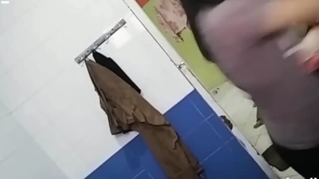 ngintip abg Pkl di kost