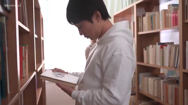 [ Jav Sub Indo ] Karya kolaboratif dari seorang wanita toko buku bekas dan manga pertama Azusa Hikari JAV_IPX-948 Hikari Azusa