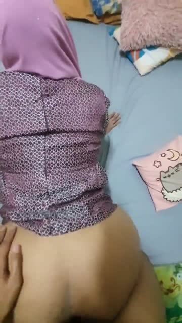 Cikgu Tudung Ungu (10)