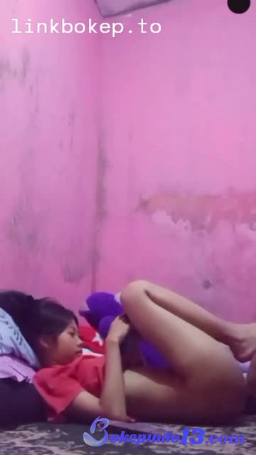 Ngew3 ad3 sendiri msih b0ci1 tapi imut
