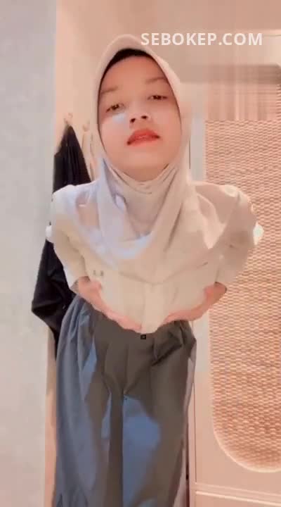 Jilbab Cantik Seragam SMA Colmek Dildo Full Durasi - DoodStream