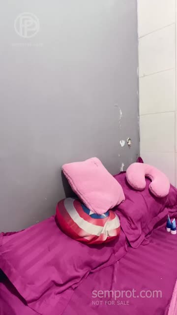 25:39 782 Tante dinda minta pijit mulu bayarnya pakek mekin aja ya om 9w950oxp1rgo