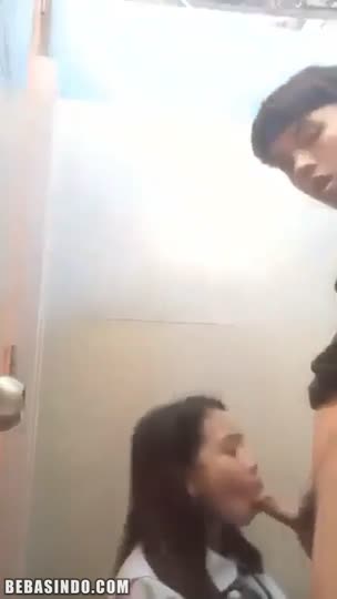 Yang Lagi Viral Kakak Adik Ngentot Dikamar Mandi